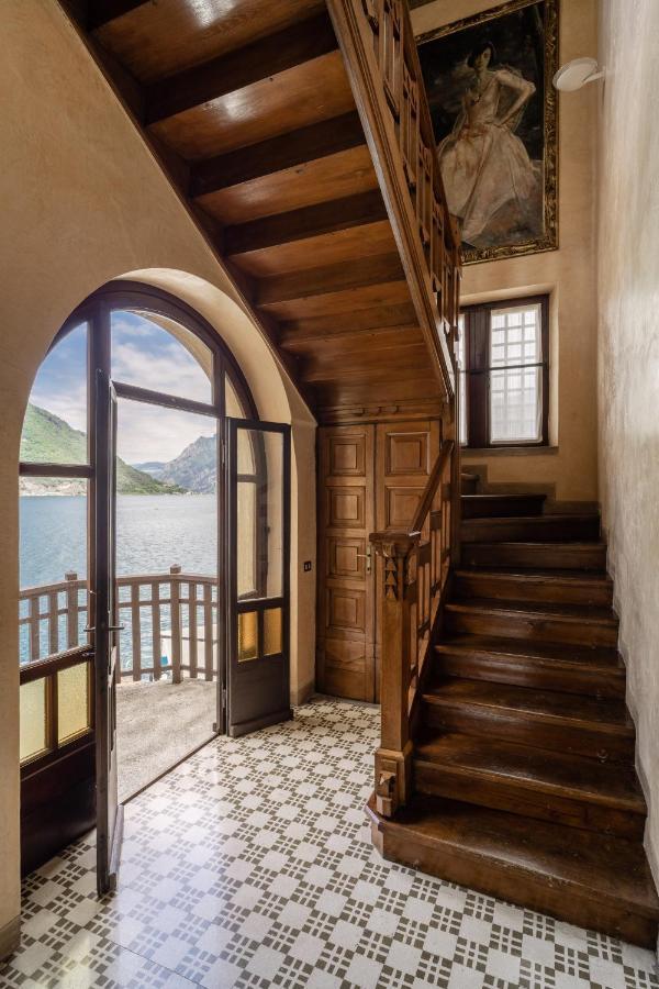 Villa Cecilia - Pieds Dans L'Eau Sulzano Exteriör bild