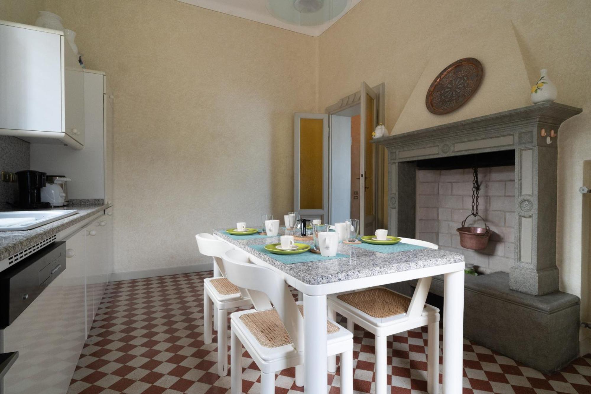 Villa Cecilia - Pieds Dans L'Eau Sulzano Exteriör bild